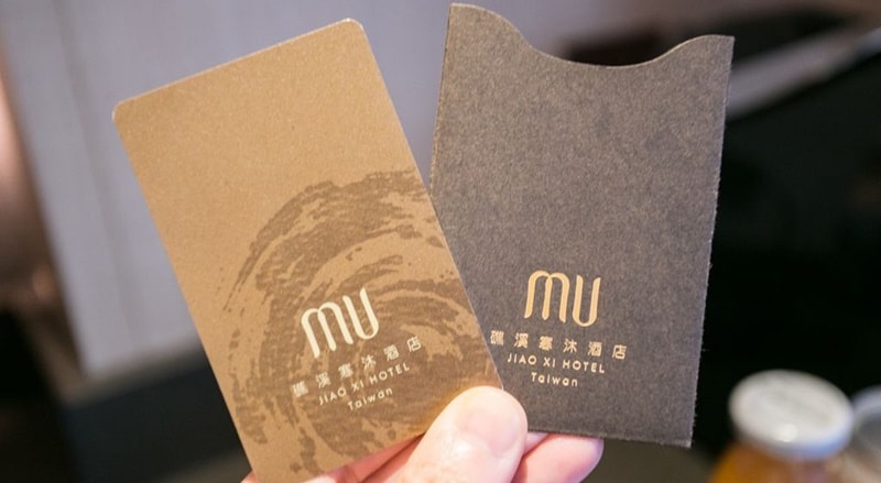 Pourquoi la plupart des hôtels sont-ils d'accord avec les cartes-clés perdues ?