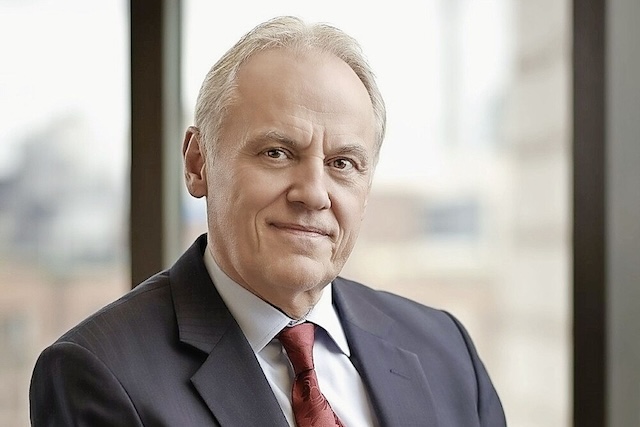 Départ Novembre 2024, Canada | À Toronto, Josef Ebner, personnalité hôtelière internationale, va prendre sa retraite