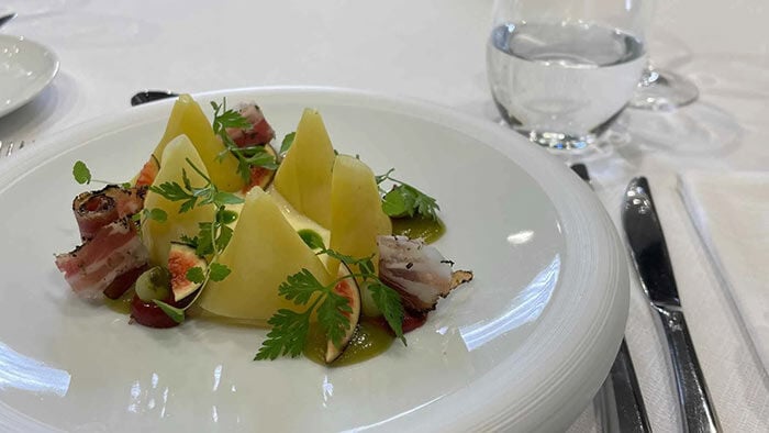 entree-festive-facile-de-pomme-de-terre-et-raclette-par-lucrece-lacchio