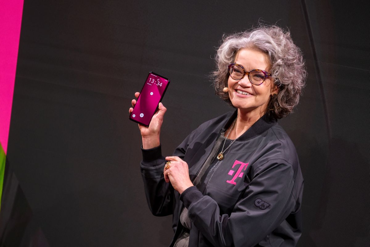 Avec l’AI Phone, Deutsche Telekom veut en finir avec les applications