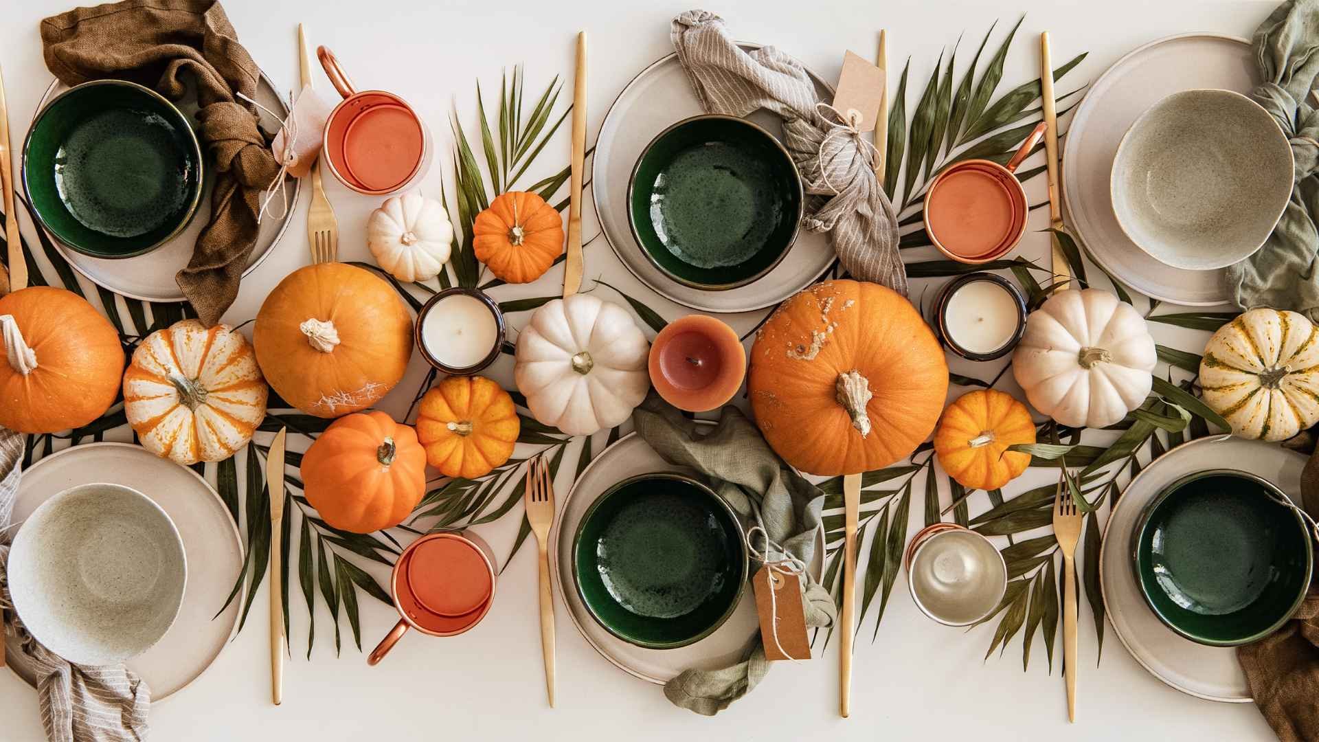 Thanksgiving table setting