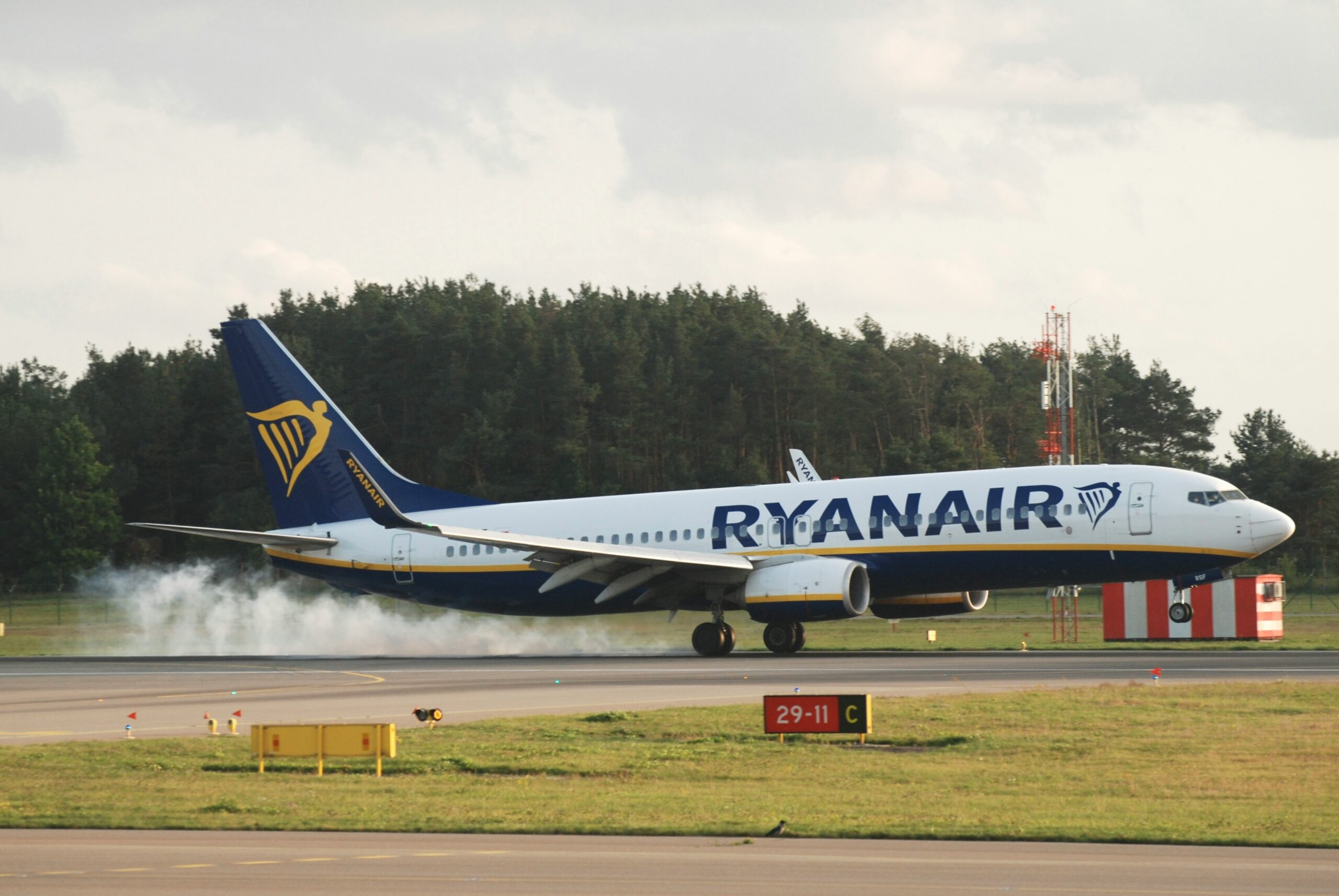 Ryanair prolonge la fermeture des comptoirs d'enregistrement à 60 minutes avant le départ dès novembre 2026.