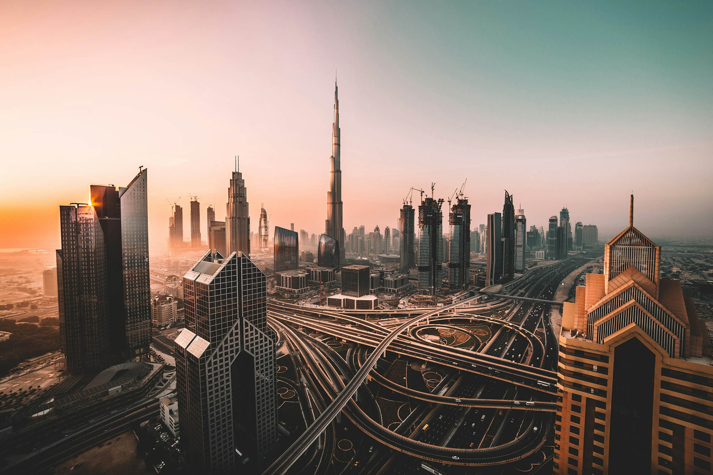 Le Radisson Blu Hotel Dubai Barsha Heights ouvre avec 537 chambres, 16 espaces de réunion, et une capacité événementielle de 250 personnes.