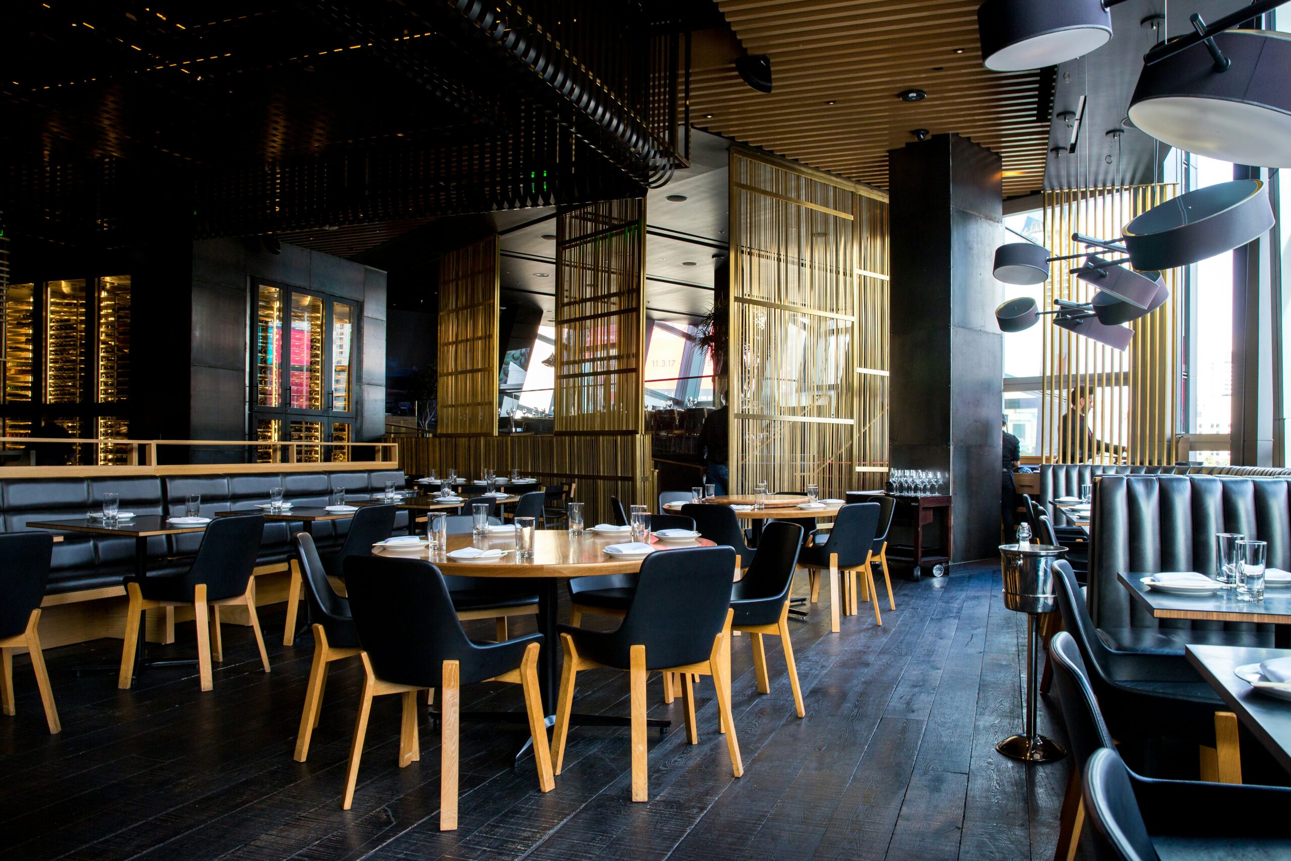 L'agencement et le design des restaurants jouent un rôle clé dans l'amélioration de l'expérience client et l'efficacité du service.