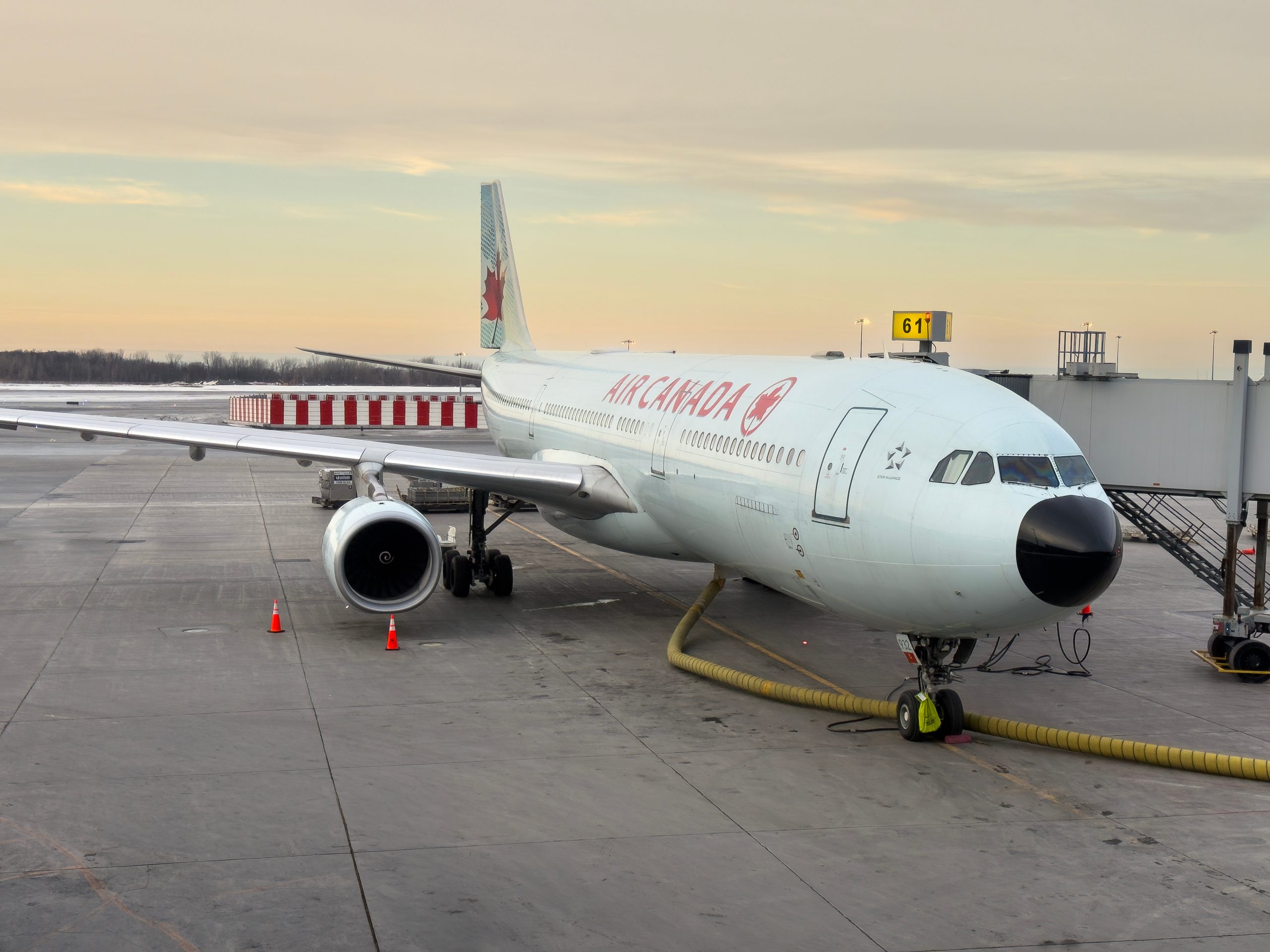 Air Canada et Airbus lancent une plateforme d'investissement de 13,7 M CAD pour le carburant d'aviation durable au Canada.