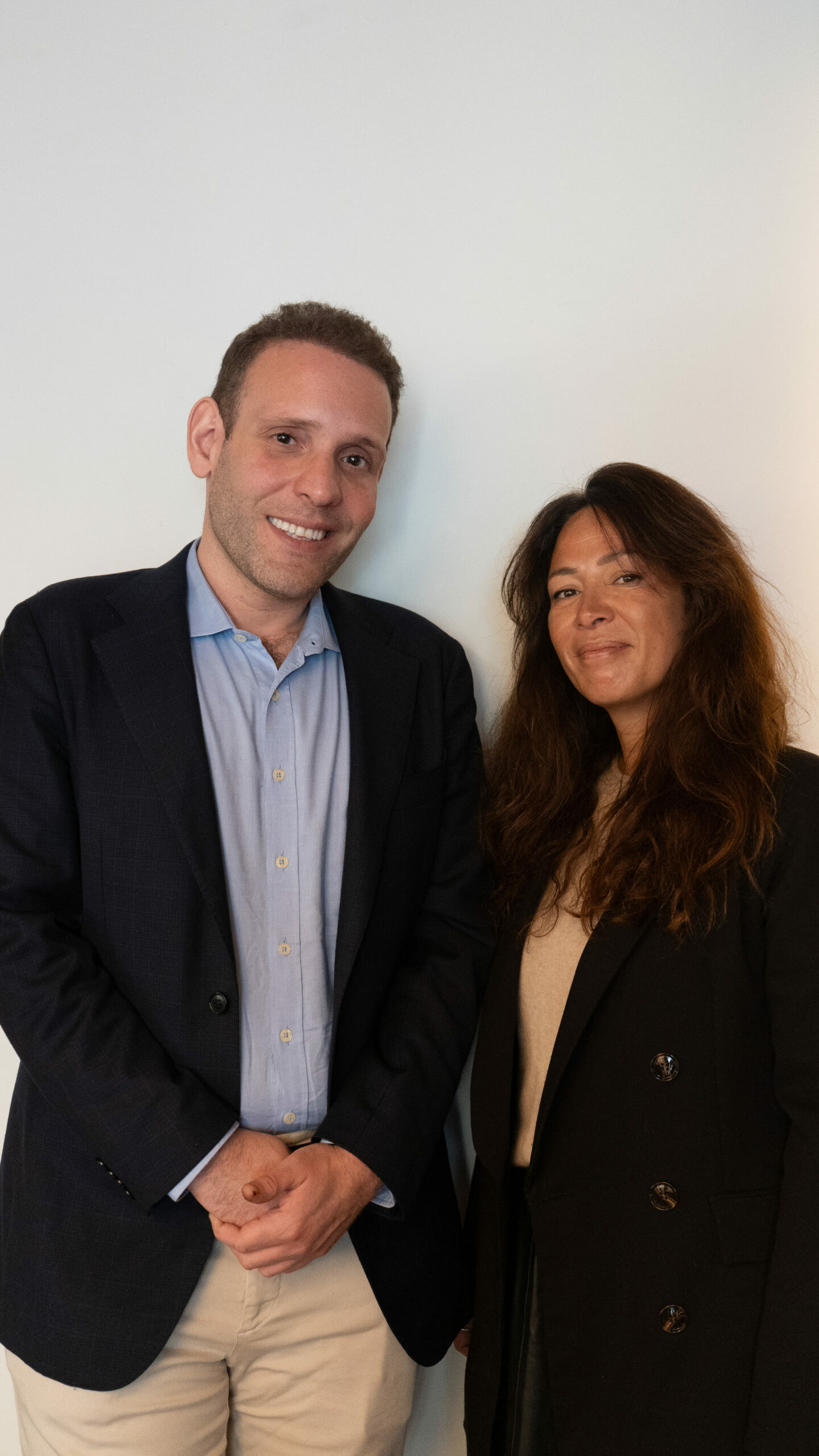 Aziz Temimi et Joëlle Robin Discutent des Stratégies de Communication pour Améliorer la Performance des Hôtels à Paris