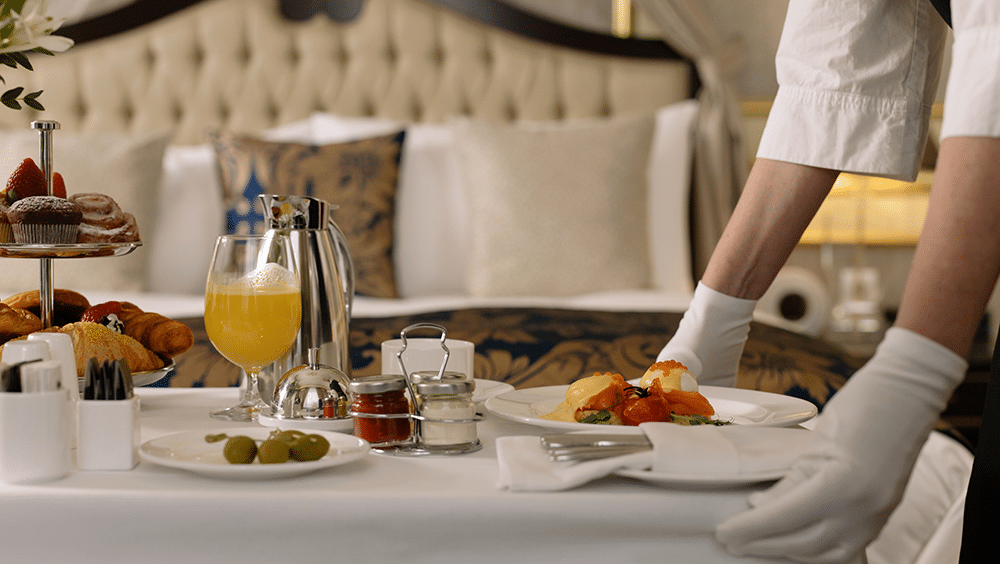 L'hôtellerie de luxe se tourne vers une personnalisation culinaire pour améliorer l'expérience client et fidéliser.