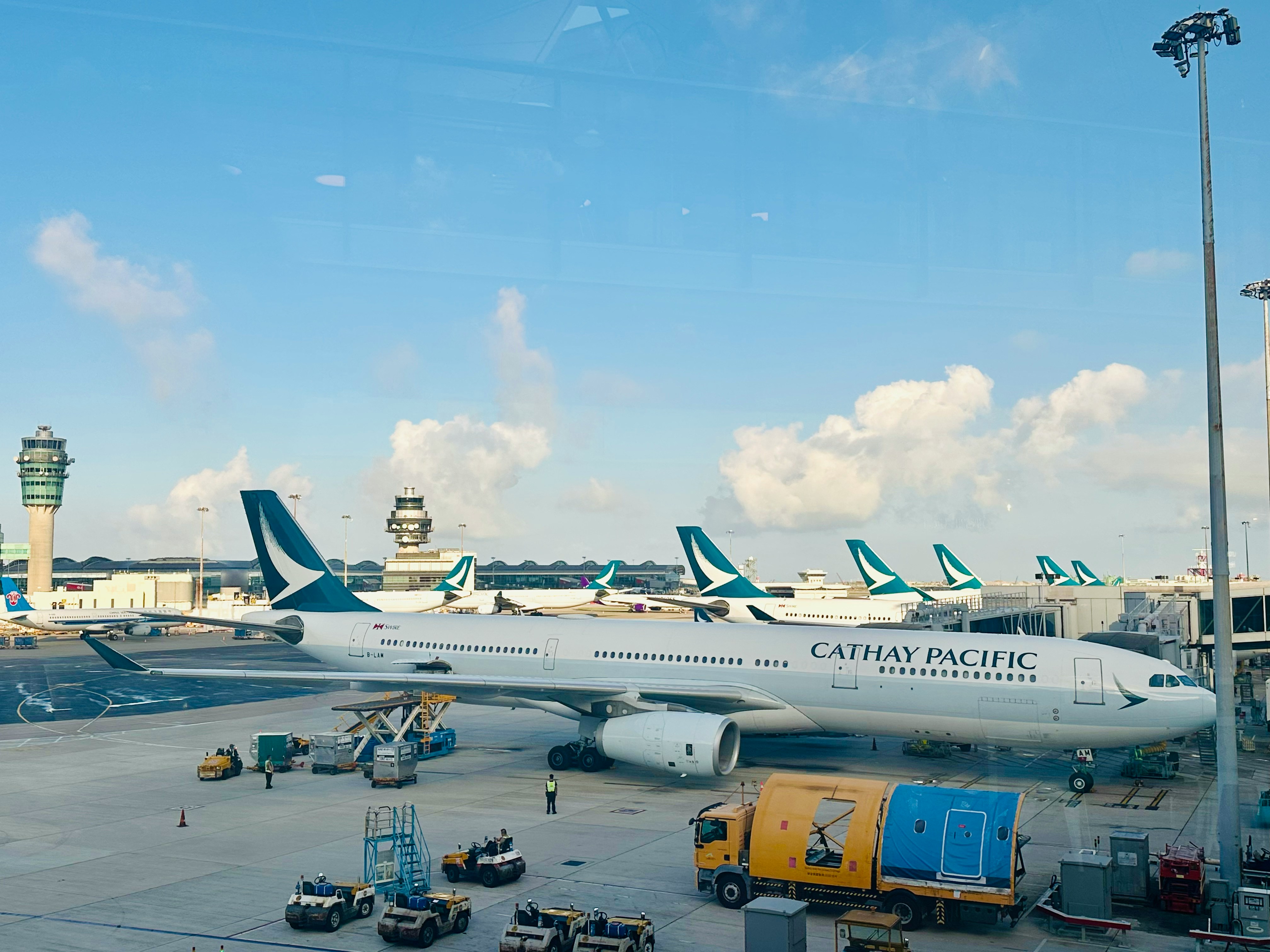 Cathay Pacific propose des vols vers l'Asie au départ de Paris dès 749 € pour son 80e anniversaire.