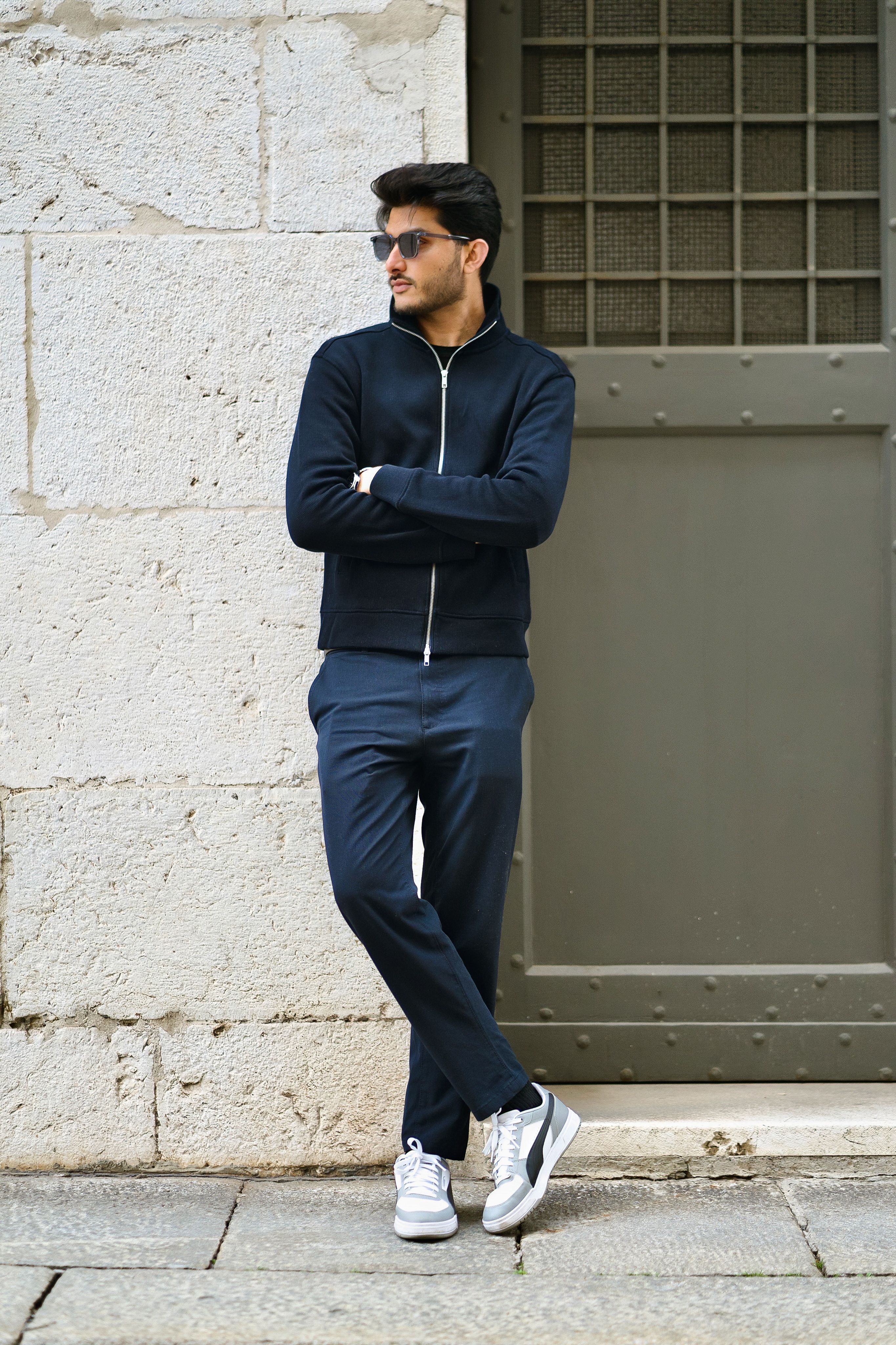 The Hoxton et Lacoste lancent une collection exclusive de room service avec Michael McGregor dans 19 hôtels.