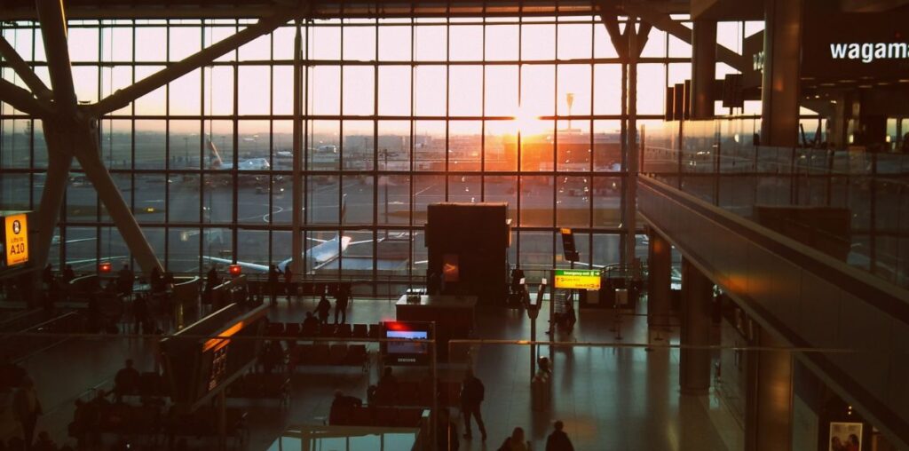 Heathrow projette que l'expansion avec une troisième piste pourrait soutenir plus de 108 000 emplois au Royaume-Uni.