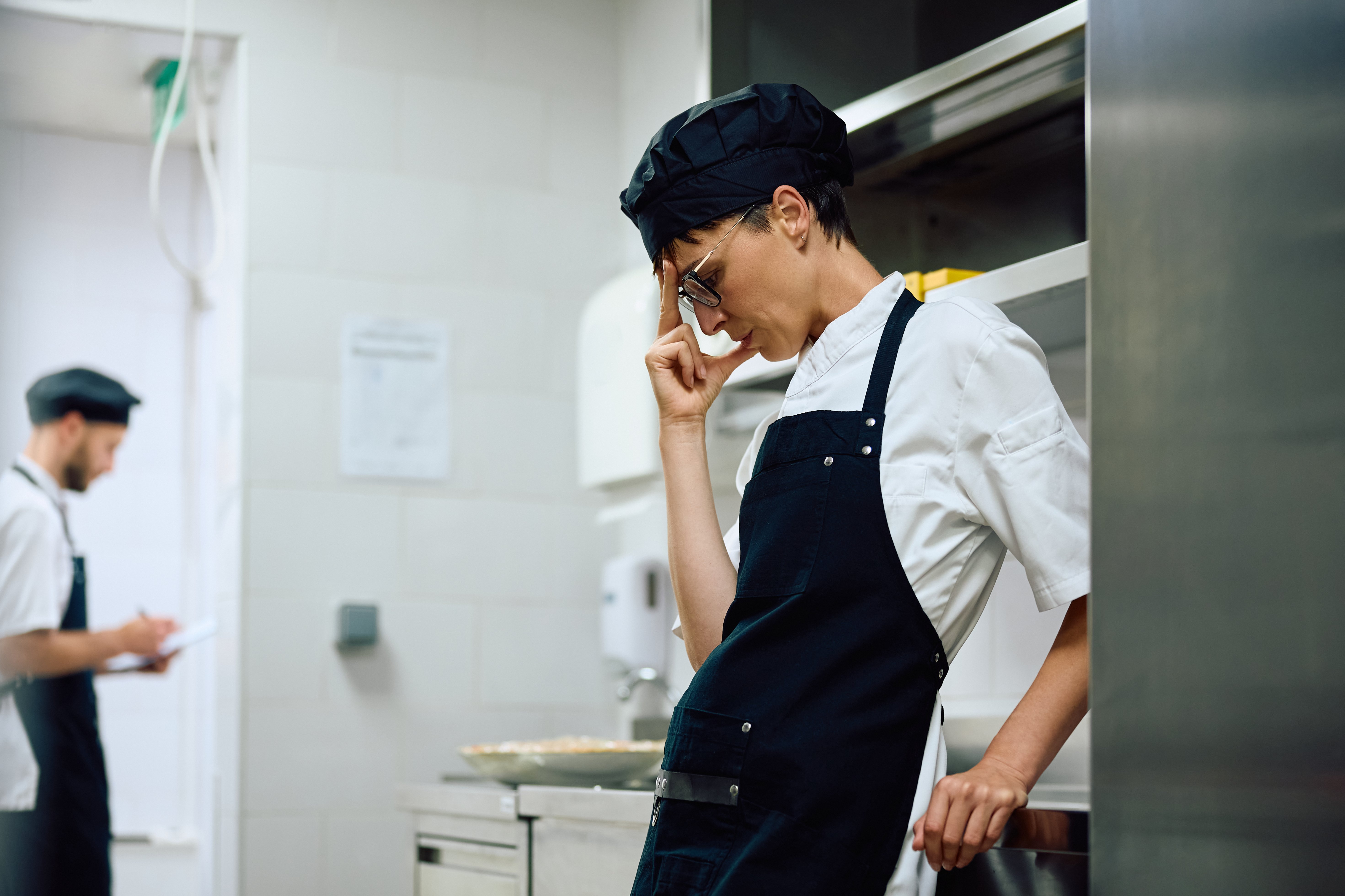 Les restaurants perdant de l'argent en 2024 ont des coûts de main-d'œuvre médians de 42,9% des ventes.