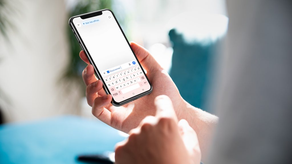 Skyscanner Lance Son Service de Recherche de Vol sur ChatGPT pour les Utilisateurs Français Après le Royaume-Uni et les États-Unis