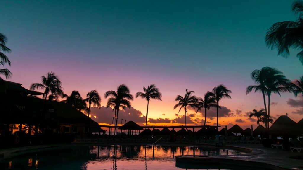 Royal Caribbean Investit 3 Milliards de Dollars pour Acquérir 50 % de Sandals Resorts International
