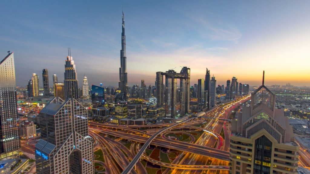 Accor et CITYVIEW lanceront Mövenpick Residences à Dubai Motor City en 2028, avec 408 logements autonomes.